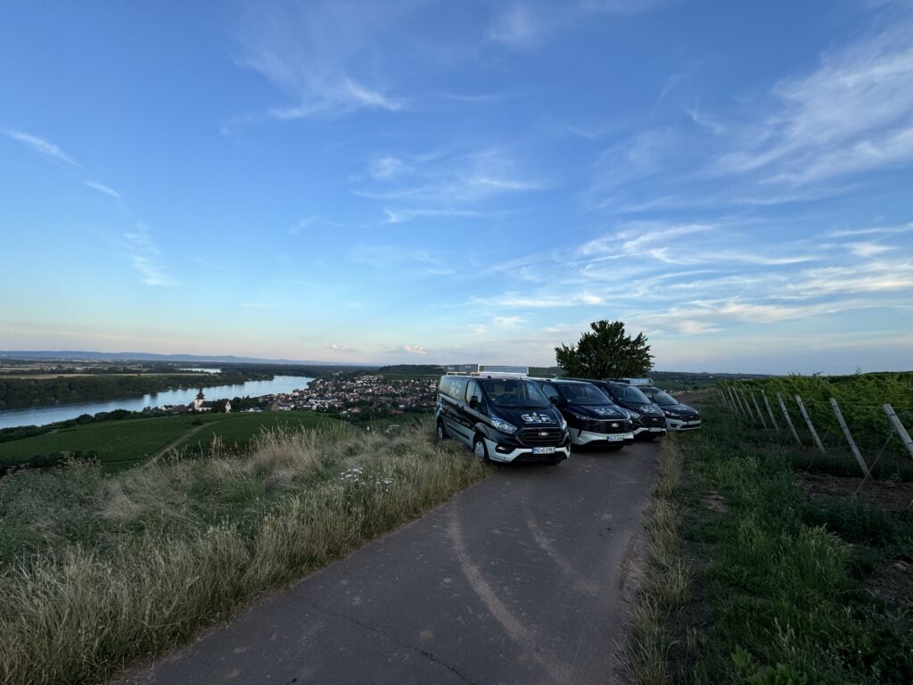 Elektro-Meisterbetrieb Nierstein Firmenwägen Karriere